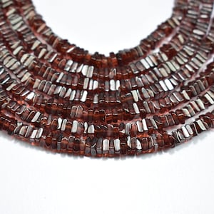 Perline quadrate lisce di granato del Mozambico AAA, perline Heishi di granato da 4 mm, perline semplici di granato naturale, perline di granato rosso, perline di forma quadrata di granato