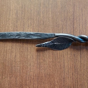 Letter Opener Twisted Leaf design