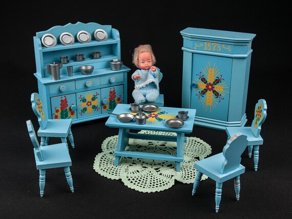 little doll house furniture