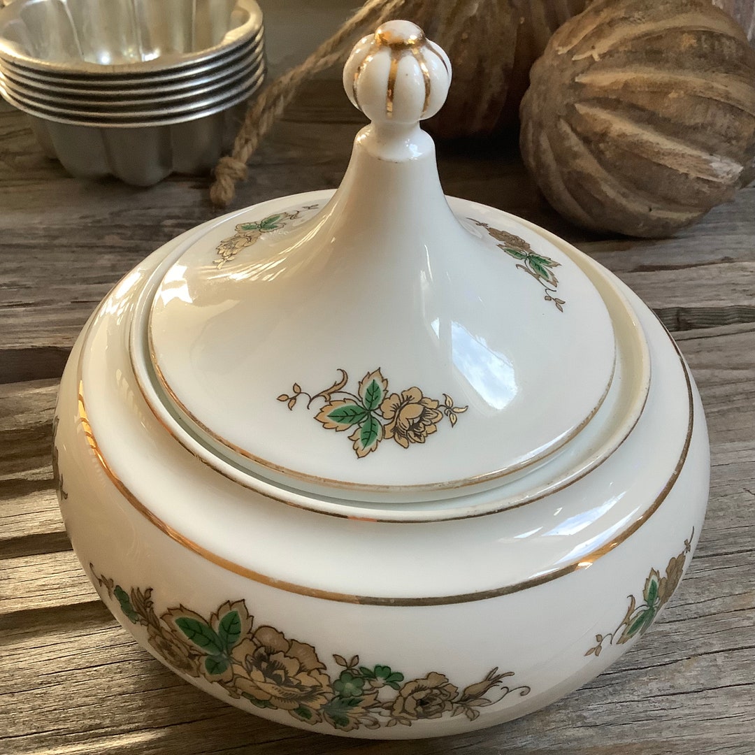 Lonovel Cream & Sugar Sets With Lids Porcelain Vintage Floral Sugar Bowl And Creamer Set In Beige Ceramic Sugar And Creamer Sets For Home And Kitchen Dining Serving,Rose