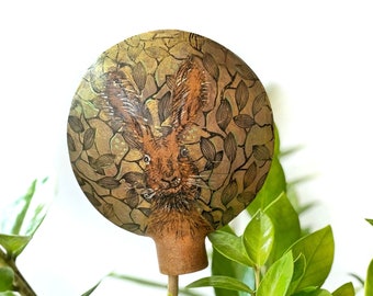 Keramik Gartenstecker Ostern Hase im Grünen Steinzeug Einzelstück
