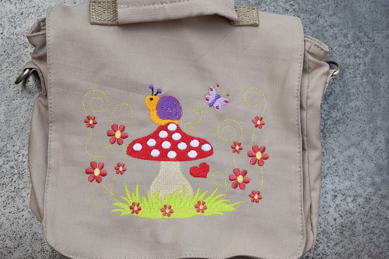 Bolsa / mochila de jardín de infantes Champiñón y caracol imagen 1