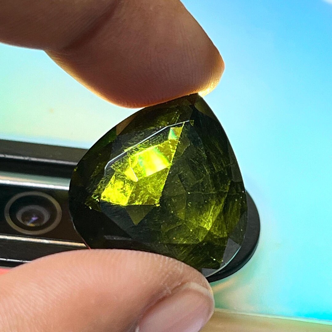 Rarest Shape Patterns Rarest & Beautiful Czech Republic Natural Moldavite 27 Carat Gemstone ...