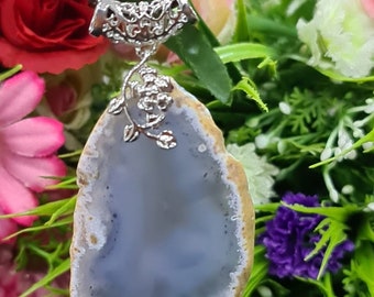 Blue Chalcedony Crystal Quartz Stone Pendant Metaphysical Healing crystals yoga Crystals Meditation Pendant Best Gift For All