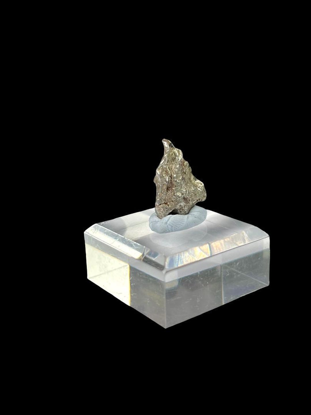 Raw Meteorite Crystal Specimen, Reiki Chakra Stone (12 Carat) - Etsy