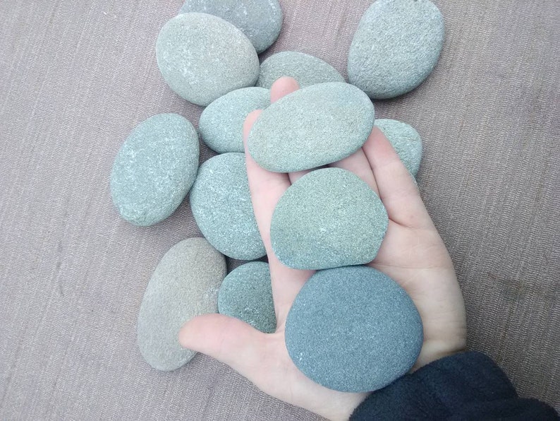 Free shipping 15 grey/brown flat rocks, 2 inchs to 3 inches flat medium rocks, cairn stones, PNW, wedding stone, beach rocks, beach stones image 3