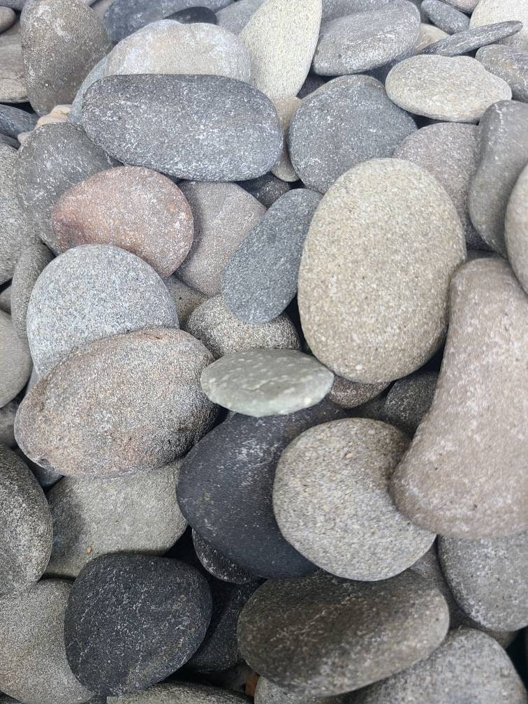 Extra Large 2 Flat Rocks, 4 Inchs to 5 Inches Flat Medium Rocks, Cairn  Stones, PNW, Wedding Stone, Beach Rocks, Mother Nature,ooak,rock 