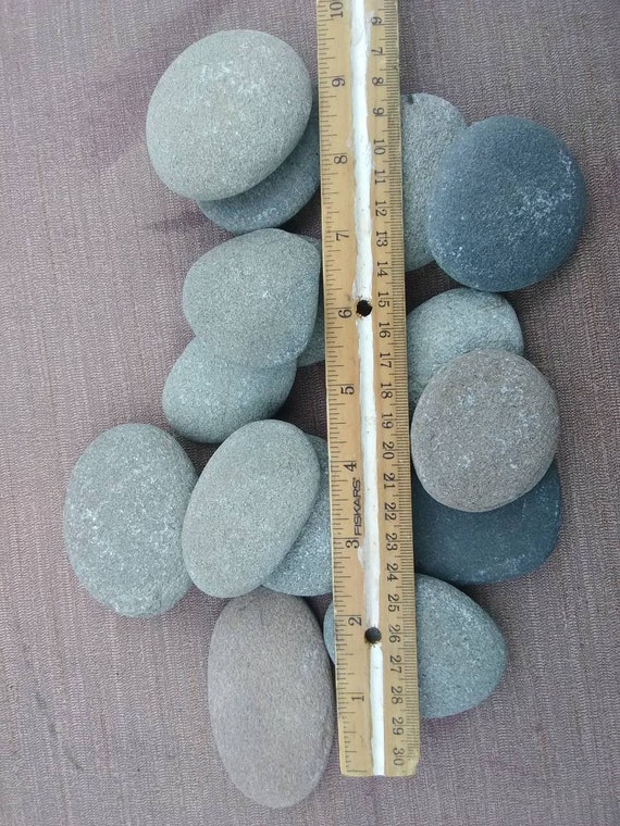 60 Grey/brown Flat Rocks, 2 Inchs to 3 Inches Flat Medium Rocks