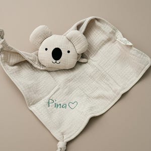 Schnuffelkoala Baby personalisiert – Schmusetuch Baby mit Namen bestickt – Bio Kuscheltuch Koala – Geschenk zur Geburt – Baby Geschenk