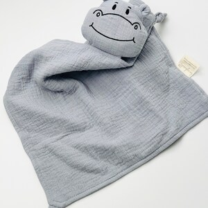 Schnuffel Hippo gris, couverture câline, couverture câline, couverture câline, cadeau de naissance, avec nom, personnalisé, cadeau de bébé, cadeau de naissance image 5