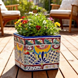 Vaso da fiori messicano colorato, quadrato, FRIEDA - 19 cm, pezzo unico, ceramica messicana, dipinto a mano al 100%, stile Talavera