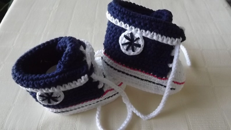 Kleidung und Schuhe für Mädchen und Jungen, Babyschuhe, Handarbeit. Ohne: Metall und Kunststoff dunkelblau 9.5 cm, Bild 2