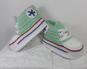 Baby Schuhe, Sneaker, Babyturnschuhe, Handarbeit. Ohne: Metall und Kunststoff!   lindgrün, ab 8.5 - 10.5 cm