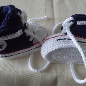 Kleidung und Schuhe für Mädchen und Jungen, Babyschuhe, Handarbeit. Ohne: Metall und Kunststoff dunkelblau 9.5 cm, Bild 3