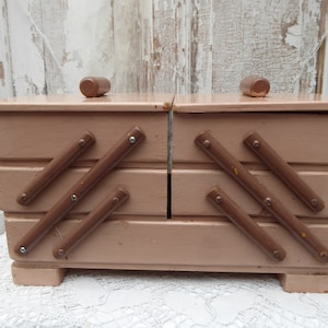 30s sewing box