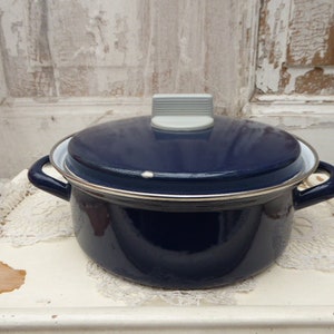 vintage enamel pot, medium