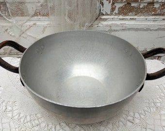 Aluminum bowl