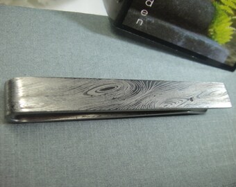Tie pin with diamond - damask style, lasered stainless steel with individual laser engraving
