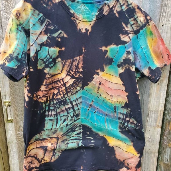 reverse tie dye yellow shirt