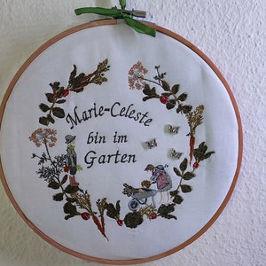 Embroidery picture in frame acufactum garden wreath large