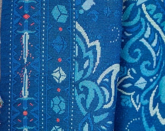 Dice Design Woven Cotton Tapestry Blanket – Polyhedral Dice Fantasy TTRPG Home Decor