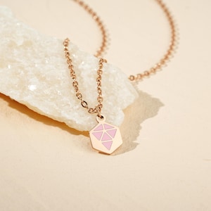 BRANDNEU - Pastel D20 Silhouette Anhänger Halskette - D20 Schmuck - Würfel Schmuck - Dungeons and Dragons Halskette - D&D Halskette