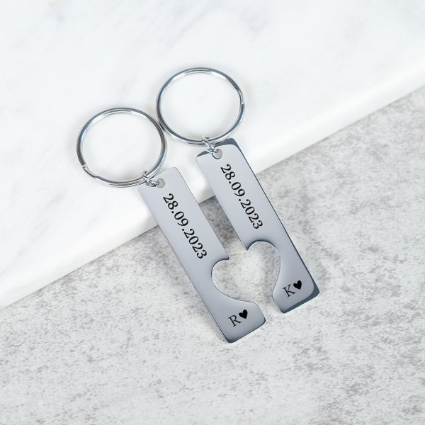 Personalised Engraved Special Date Keyrings, Anniversary Gift for Couples, Couple Heart Keyring Set, Valentines Gift, Keyring for Couples,