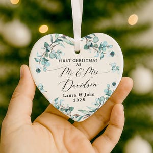 First Christmas Married Ornament, Mr & Mrs First Christmas Ornament, Married Christmas Keepsake, 1st Christmas Gifts, 1st Christmas Bauble Heart