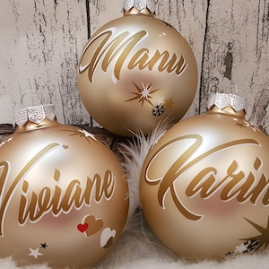 Weihnachtskugel mit Name Glas matt / glänzend - Farbe Schrift wählbar