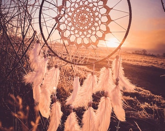 Boho dream catcher, white with feathers