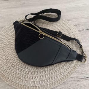 Bauchtasche Cord/Kunstleder schwarz,  HipBag, Crossbody Bag, ItBag, personalisierbar, handgefertigt