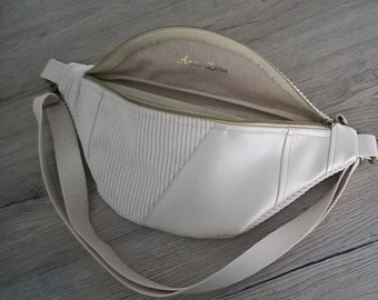 Corduroy bum bag, material mix in light beige, crossbody bag, hip bag