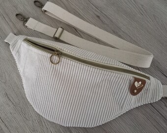 Personalisierte Bauchtasche Cord beige,HipBag, Bumbag, Crossbodybag