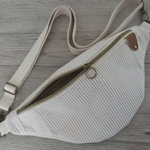 Personalisierte Bauchtasche Cord beige,HipBag, Bumbag, Crossbodybag zdjęcie 2