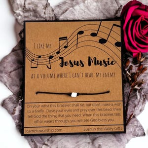 Jesus Music/Christelijk / Handgemaakte wensarmband met kralen / Touwkoord verstelbare sieraden / Wordt geleverd met kaart / Aanbidding / Citaat / Gezegde / Cadeau
