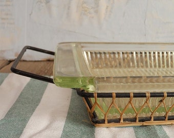 glass tray-plate on a wire stand, thick glass tray, grooved pressed glass, 70s, old style, art deco, serving cake