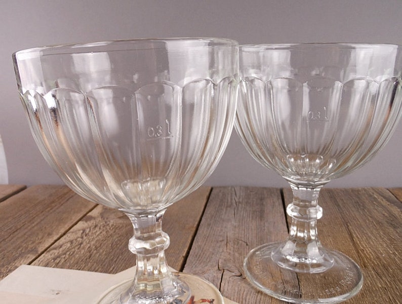 large glass bowl, cake stand, glass bowl, fruit bowl, dish on a tray, glass tray, old glass, pokal, pressed glass image 7