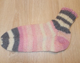 Sockenhexe "liebevoll" selbst gestrickte Sneaker Socken Gr. 34 / 35 extra warm aus 8 fach Sockenwolle