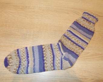 Sockenhexe "  liebevoll " selbst gestrickte Socken Gr. 42 / 43 " extra warm " aus 8 fach . Sockenwolle