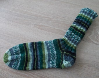 Sockenhexe "  liebevoll " selbst gestrickte Socken Gr. 40 / 41 " extra warm " aus 8 fach . Sockenwolle