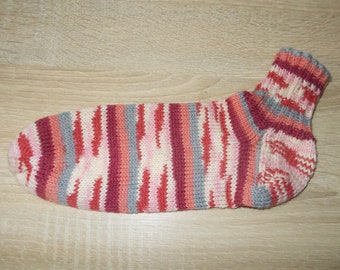 Sockenhexe "  liebevoll " selbst gestrickte Sneaker Socken Gr. 38 /39