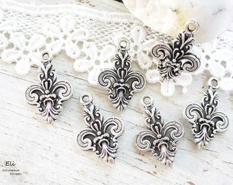 10x Anhänger Fleur de Lis - 25x17mm - #1059