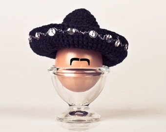 Eggwarmer mexican mariachi hat, sombrero, Easter breakfast table