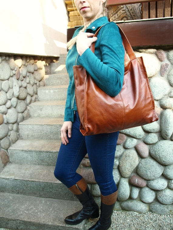 Simple leather bag deals
