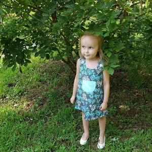 Size 2 Girl&#39;s Sleeveless Jumper: Bicycle Print Cotton Summer Dress