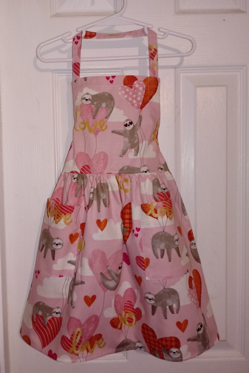 Girls Valentine Apron Pink Aprons for Girls Valentine Gift Etsy