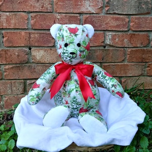 Details about   Decorative Collectible Bear HANDCRAFTED WOODLAND BEAR Winter Lane 