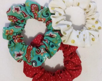 3 piece set of Ponytail holders, Red green and gold fabric covered elastic hair ties, Holiday hair accessory elastics for ladies and girls