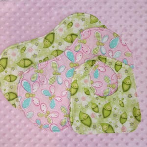 Butterfly Baby Bib and Burp Cloth Set: Green Sweet Pea Fleece