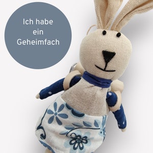 Hasen Mädchen mit Rucksack aus Streichholzschachtel Geschenkebox Schachtel für Geldgeschenke Gutschein kleine Kostbarkeiten Bild 1